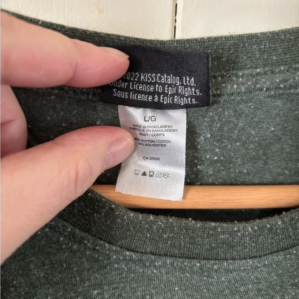 KISS and Garfield Monday Tshirt Manufacturers defect/ Misprint - Picture 4 of 5